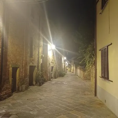 Апартаменты Accogliente Casa Toscana Vicina A Firenze E San Gimignano